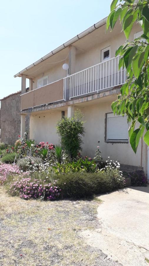 Apartman Nika Apartamento Ražanac Exterior foto